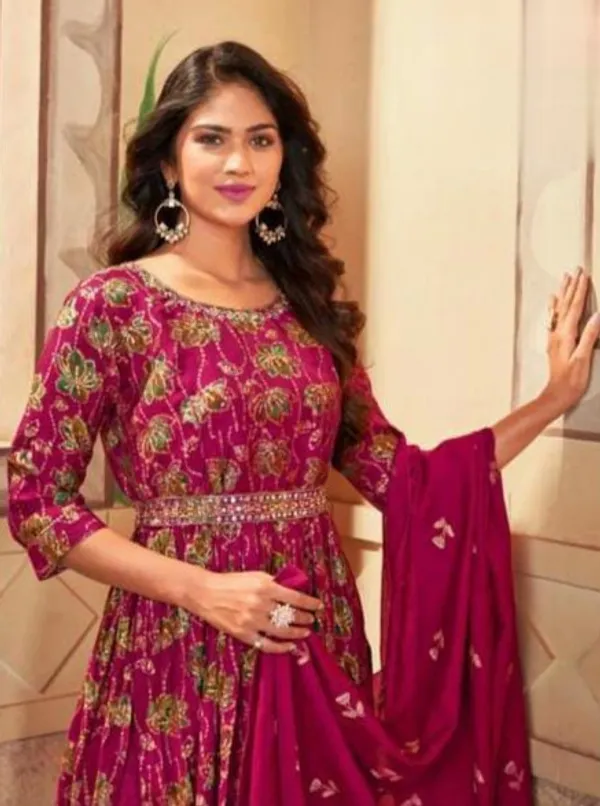 Maroon_Anarkali_kurta_with_full_handwork_belt