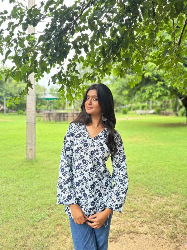 Nazm_Floral_Bell_Sleeve_Cotton_Top_|_Printed_Short_Kurti_|_Jaipur_Trendz