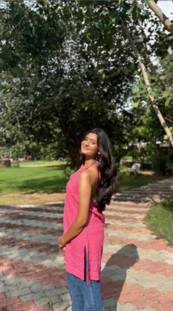Gulabo_Pink_Chikankari_Halter_Kurti_|_Embroidered_Short_Kurti_|_Jaipur_Trendz