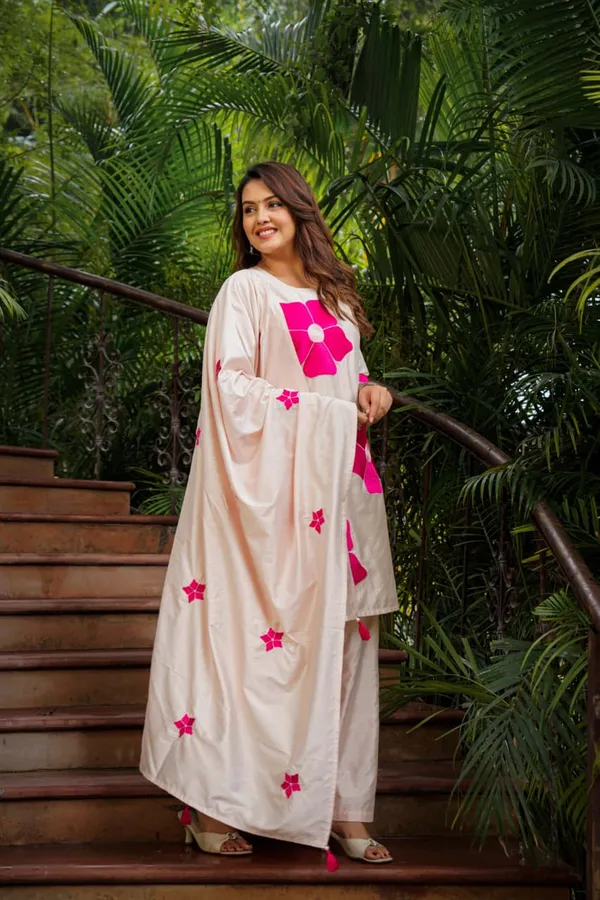 Silk-Blend_Appliqué_Palazzo_Set