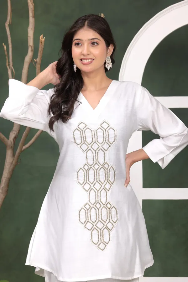 White_Muslin_Co-Ord_Set_With_Beautiful_Hand_Work