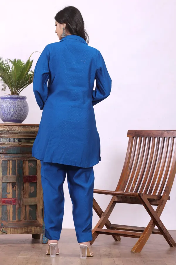 Pure_Muslin_Co-Ord_Set_With_Embroidery