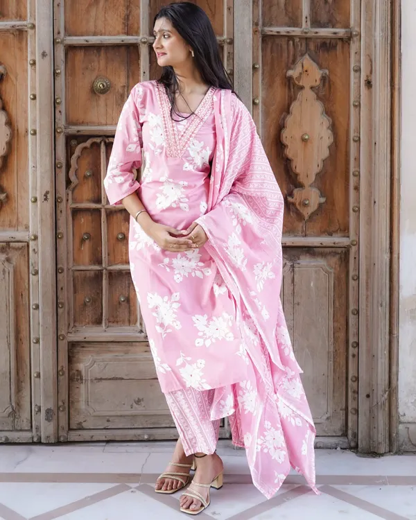 Pastel_Pink_Floral_Printed_Kurta_Set_with_Mirror_Work_Neckline