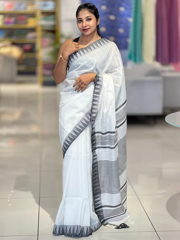 Black_women's_Bhagalpuri_Kota_Viscous_Temple_Border_White_Saree_And_Variable_Color_Border_With_Blouse_Piece