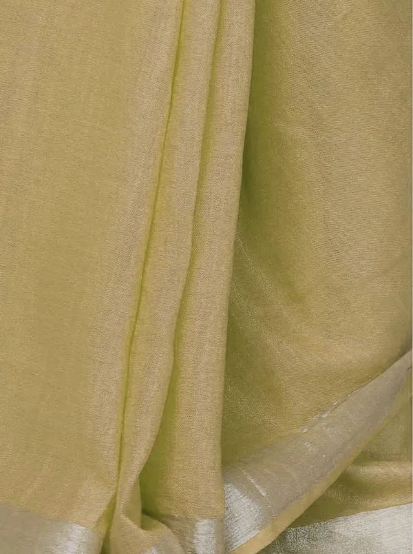 Ecru_Green_women's_Cotton_Slub_Saree_With_Blouse_Piece