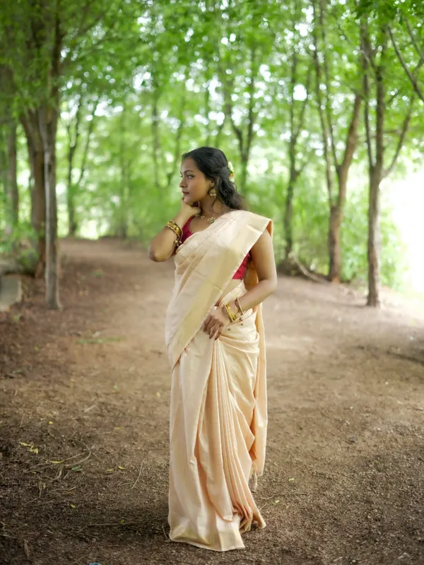 Exclusive_Handwoven__Cotton_SIlk_Mangalgiri_Saree_With_Running_Blouse_Piece