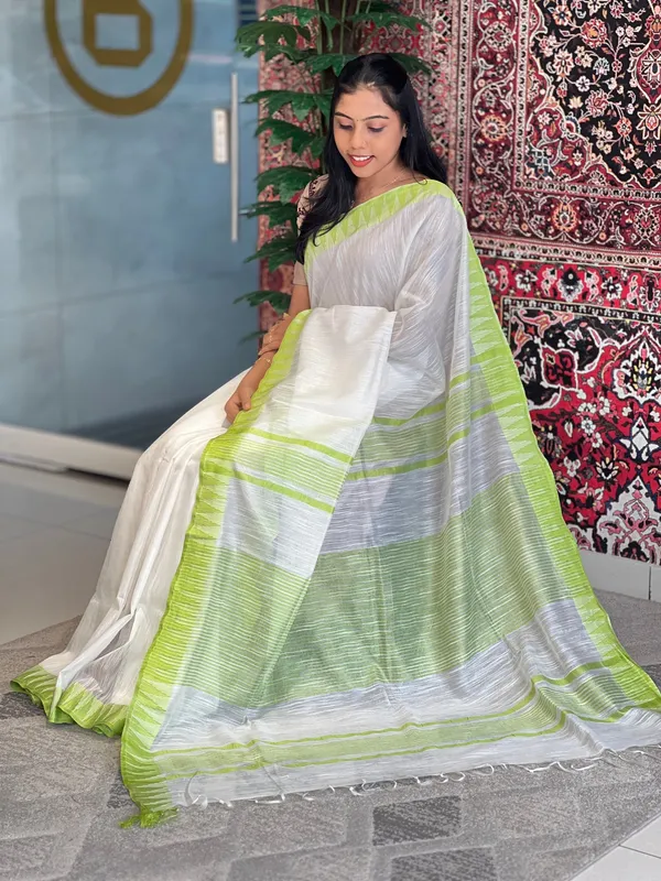 Bhagalpuri_Kota_Viscous_Temple_Border_White_Saree_And_Variable_Color_Border_With_Blouse_Piece