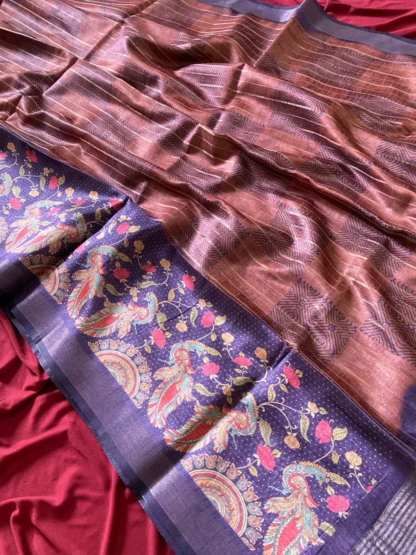 Soft_Semi_Tussar_Silk_sarees_with_Beautiful_Digital_Print_With_Attractive_Border_And_Contrast_Print_Blouse_With_Tassels