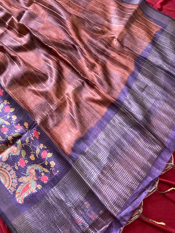 Soft_Semi_Tussar_Silk_sarees_with_Beautiful_Digital_Print_With_Attractive_Border_And_Contrast_Print_Blouse_With_Tassels