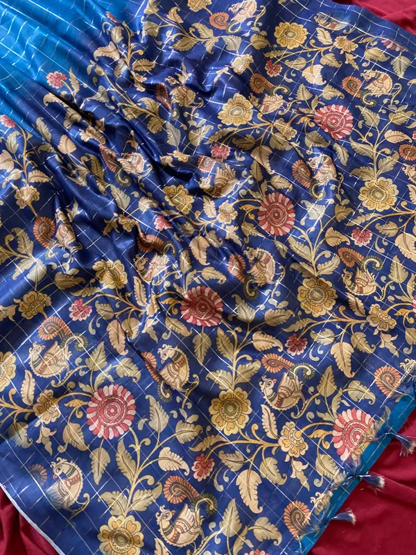 Soft_Semi_Tussar_Silk_sarees_with_Beautiful_Digital_Print_With_Attractive_Border_And_Contrast_Print_Blouse_With_Tassels