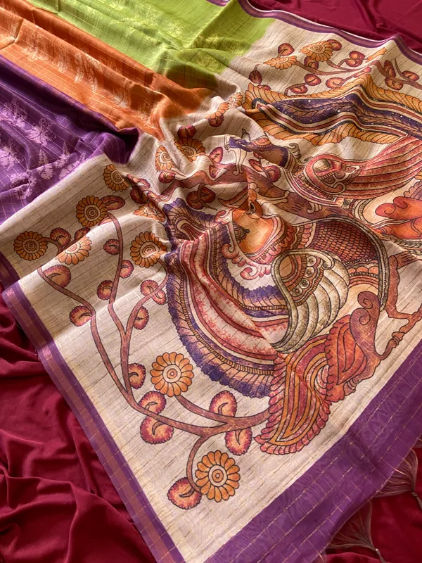 Soft_Tussar_Silk_sarees_with_Beautiful_Style_Of_Kalamkari_Digital_Print_With_Attractive_Border_And_Contrast_Print_Blouse_With_Tassels