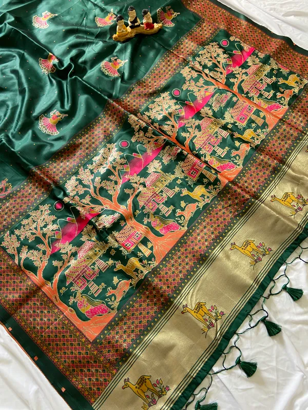 Soft_Pashmina_Silk_sarees_with_Beautiful_Woven_Zari_Work_With_Attractive_Pashmina_Design_Saree_And_Running_Blouse_With_Tassels