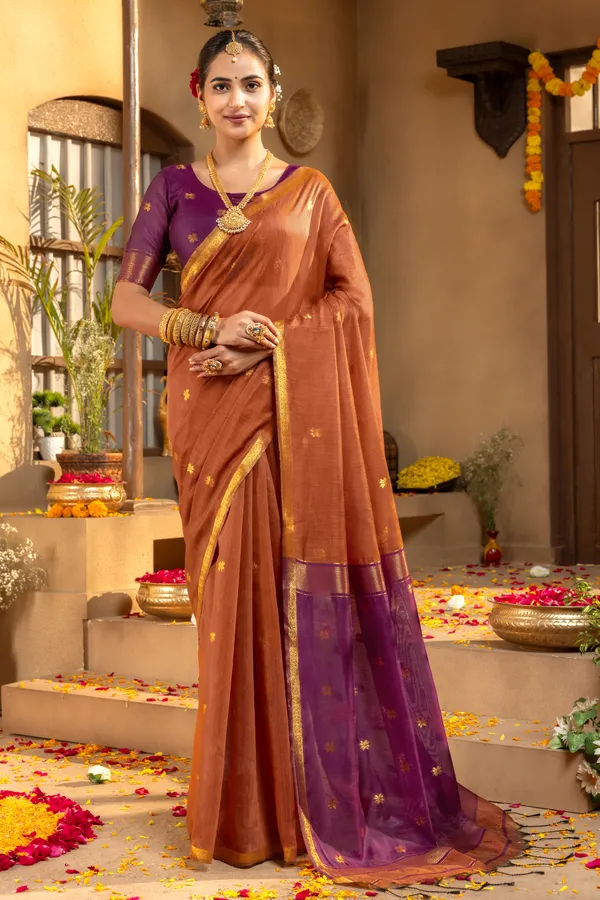 Original_Maheswari_Cotton_Silk_sarees_with_Beautiful_Kanchipuram_Rich_Gold-Toned_Woven_Butti_Zari_Work_With_Attractive_Zari_Border_And_Contrast_Blouse_With_Tassels