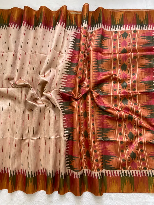 Soft_Tussar_Silk_sarees_with_Beautiful_Print_With_Attractive_Pallu_And_Contrast_Print_Blouse_With_Tassels
