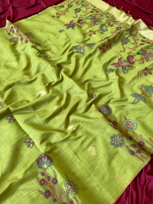 Premium_Soft_Muga_Cotton_sarees_with_Beautiful_Colourfull_Resham_Weaving__Flower_Design_Pallu_With_Attractive_Traditional_Zari_Weaving__With_All_Over__Resham_Weaving__And_Resham_Weaving_Butti_Blouse_With_Fancy_Tassels