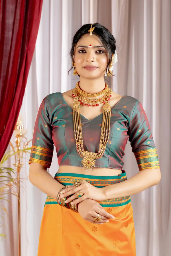Narayana_Pattu_Narayanpet_Silk_sarees_with_Beautiful_Booti_in_Contrast_Rama-Orange_Shades_With_Attractive_Weaving_Gold_Zari_Design_And_Contrast_Blouse_With_Tassels