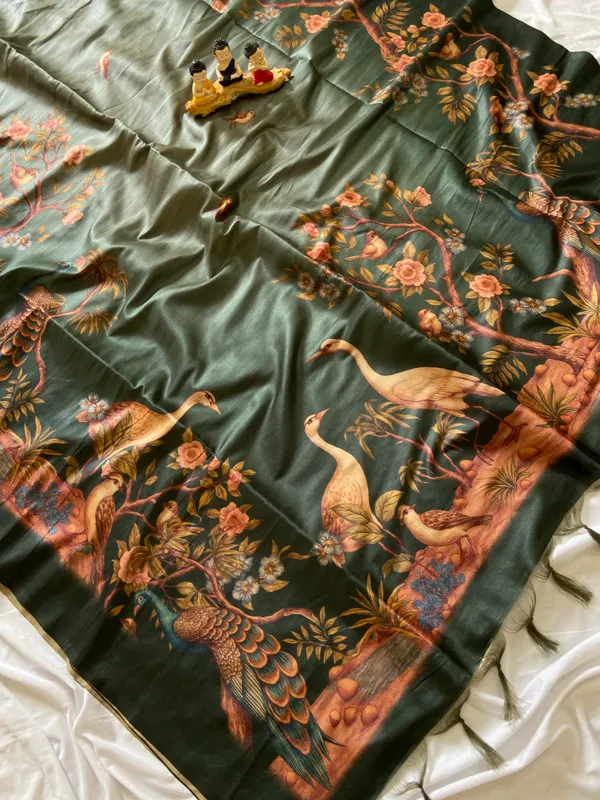 Soft_Tussar_Silk_sarees_with_Beautiful_Digital_Print_With_Attractive_Jungle_Theme_Design_And_Digital_Print_Blouse_With_Tassels