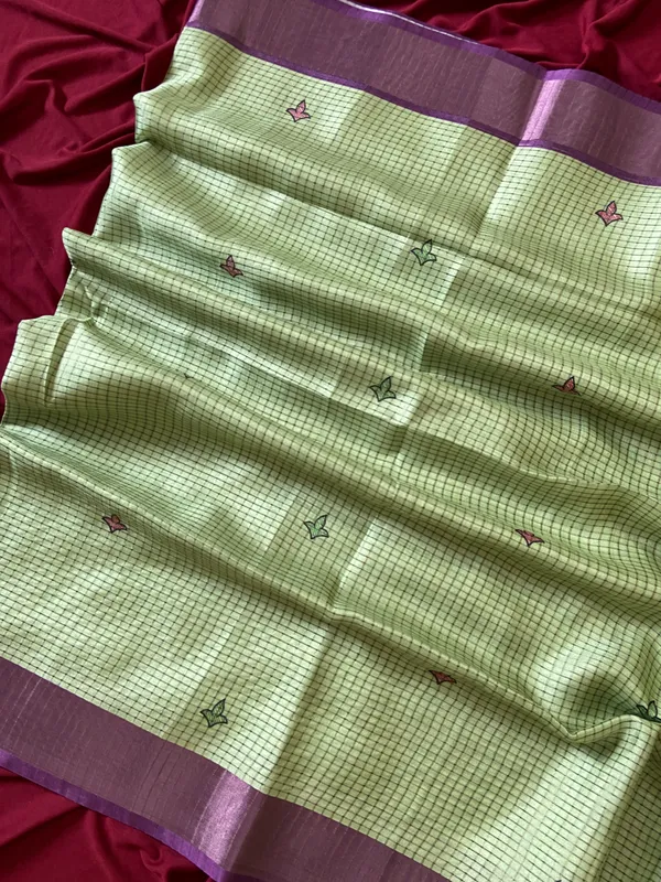 Soft_Tussar_Silk_sarees_with_Beautiful_Digital_Print_With_Attractive_Checks_Design_Saree_And_Digital_Print_Blouse_With_Tassels