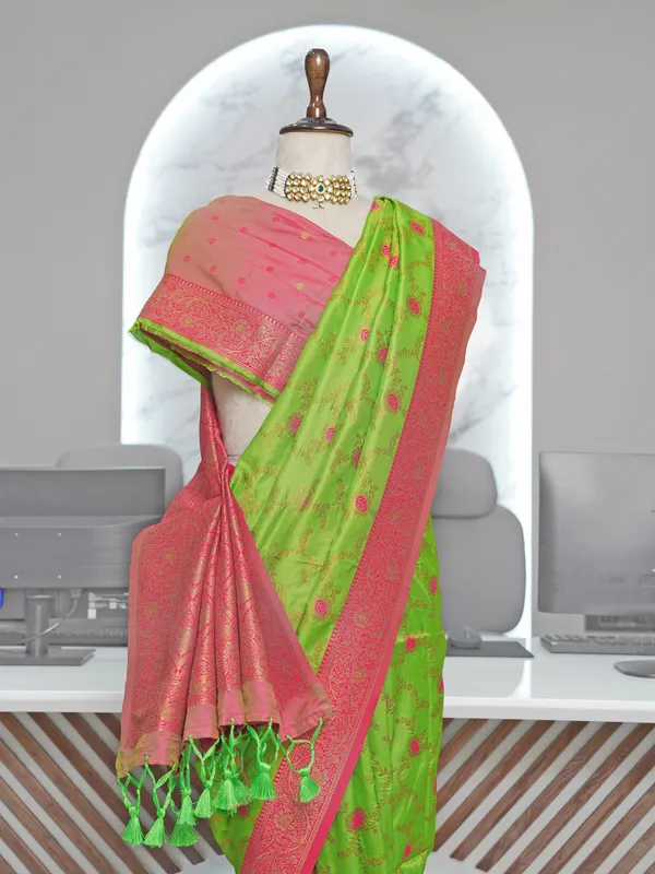 Premium_Soft_Paithani_Silk_sarees_With_Beautiful_Weaving_Pattern_With_Attractive_Rich_Pallu_And_Border_And_Weaving_Blouse_With_Tassels