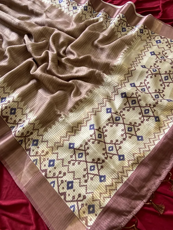 Soft_Tussar_Silk_sarees_with_Beautiful_Digital_Print_With_Attractive_Checks_Design_Saree_And_Digital_Print_Blouse_With_Tassels