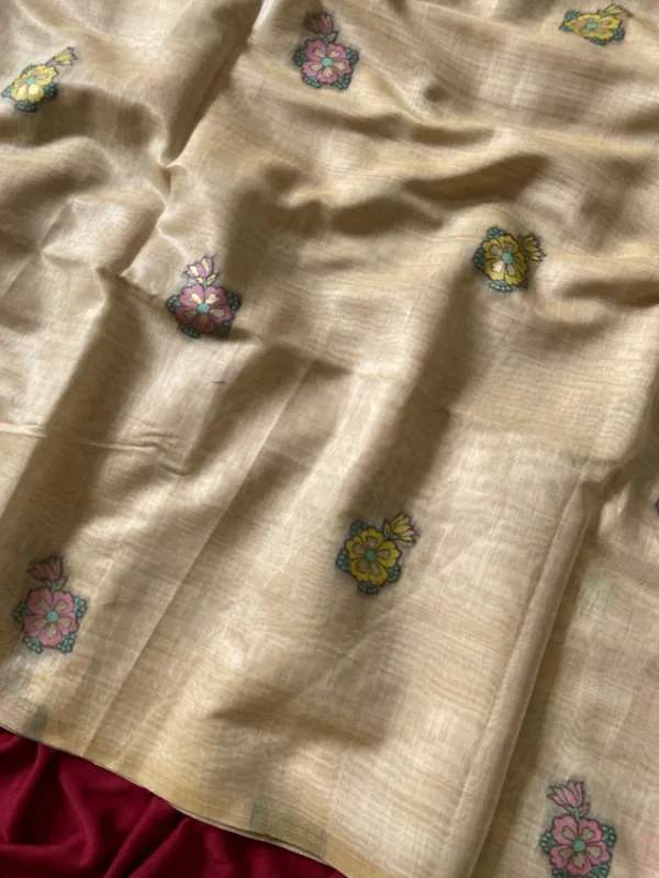 Premium_Soft_Muga_Cotton_Paithani_sarees_with_Beautiful_Weaving_Design_Featuring_Jungle_Theme_And_Swan_Motifs_Pallu_With_Attractive_All_Over_Resham_Weaving_Butti_Design_And_Resham_Weaving_Butti_Blouse_With_Fancy_Tassels