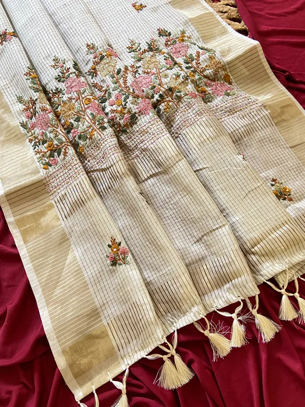 Soft_Premium_Tussar_Silk_sarees_with_Beautiful_?Handwork_With_Attractive_Checks_Design_Saree_And_Handwork_Blouse_With_Tassels