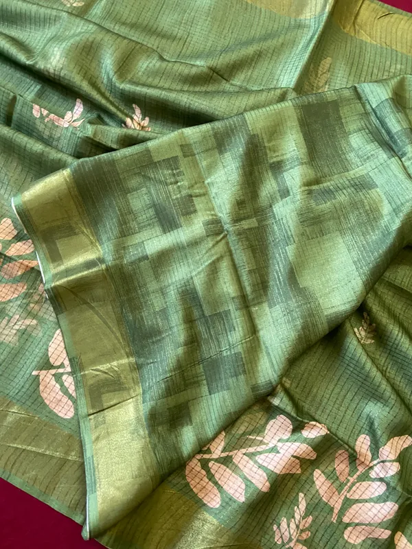Soft_Tussar_Silk_sarees_with_Beautiful_Batik_Style_Digital_Print_With_Attractive_Checks_Design_Saree_And_Digital_Print_Blouse_With_Tassels