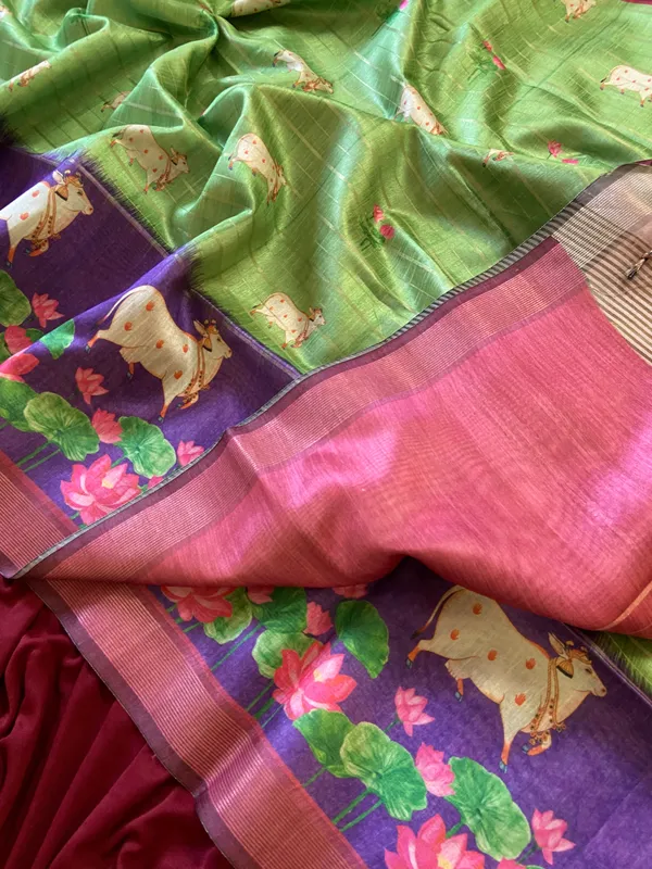 Soft_Semi_Tussar_Silk_sarees_with_Beautiful_Digital_Print_With_Attractive_Border_And_Contrast_Print_Blouse_With_Tassels