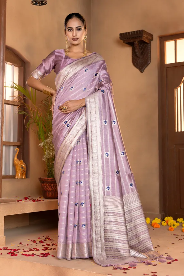 Premium_Soft_Khadi_Linen_sarees_with_Beautiful_Design_Weaving__Pallu_With_Attractive_Traditional_Zari_Weaving__Border_With_All_Over_Butterfly_Weaving__Design_And_Weaving__Blouse_With_Fancy_Tassels