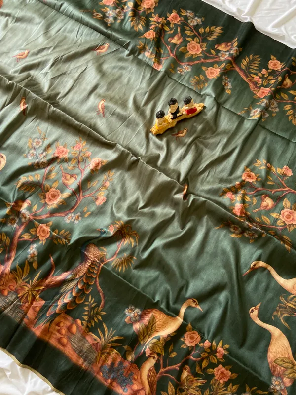 Soft_Tussar_Silk_sarees_with_Beautiful_Digital_Print_With_Attractive_Jungle_Theme_Design_And_Digital_Print_Blouse_With_Tassels