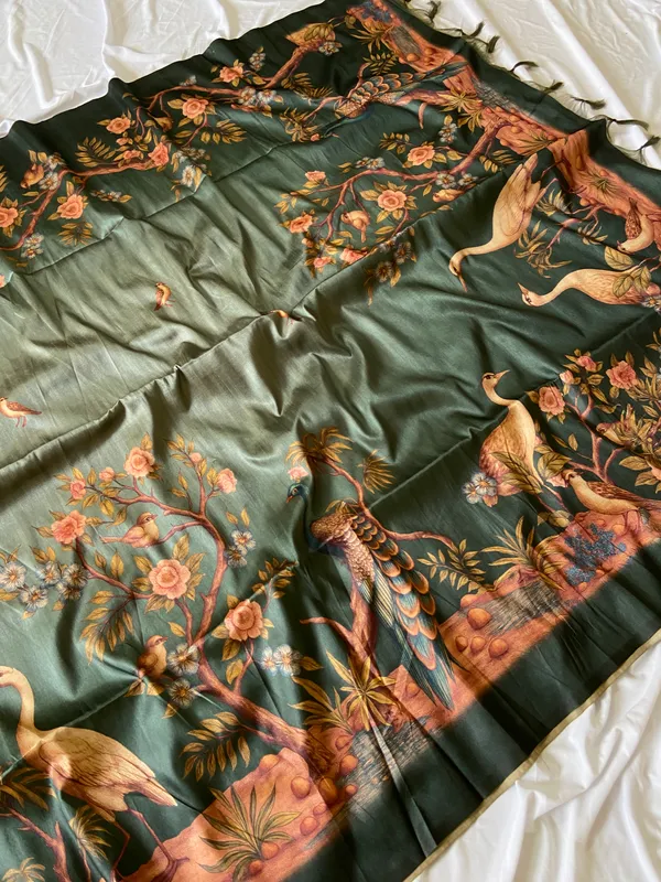 Soft_Tussar_Silk_sarees_with_Beautiful_Digital_Print_With_Attractive_Jungle_Theme_Design_And_Digital_Print_Blouse_With_Tassels