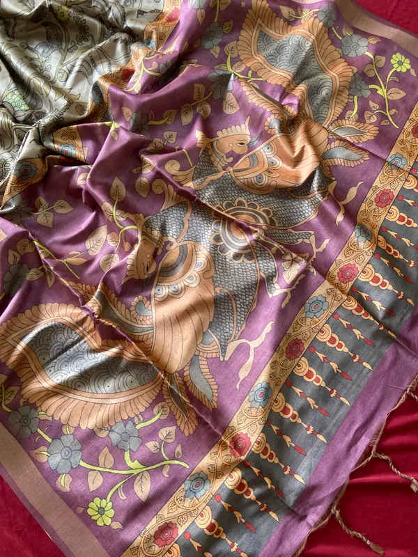 Soft_Tussar_Silk_sarees_with_Beautiful_Style_Of_Kalamkari_Digital_Print_With_Attractive_Border_And_Contrast_Print_Blouse_With_Tassels