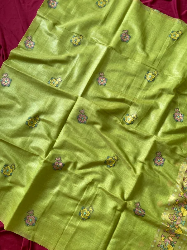 Premium_Soft_Muga_Cotton_Paithani_sarees_with_Beautiful_Weaving_Design_Featuring_Jungle_Theme_And_Swan_Motifs_Pallu_With_Attractive_All_Over_Resham_Weaving_Butti_Design_And_Resham_Weaving_Butti_Blouse_With_Fancy_Tassels