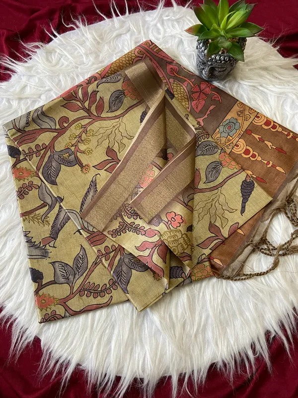 Soft_Tussar_Silk_sarees_with_Beautiful_Style_Of_Kalamkari_Digital_Print_With_Attractive_Border_And_Contrast_Print_Blouse_With_Tassels