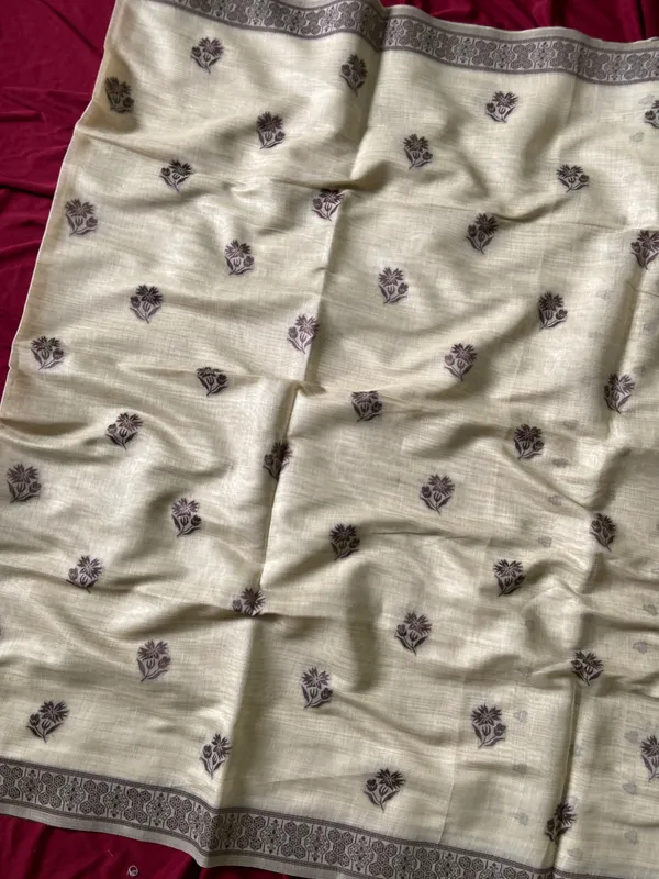 Premium_Soft_Muga_Cotton_sarees_with_Beautiful_Colourfull_Digital_Weaving_Work_Pallu_With_Attractive_Resham_Weaving_Border_With_All_Over_Resham_Weaving_Butti_Design_And_Resham_Weaving_Butti_Blouse_With_Fancy_Tassels