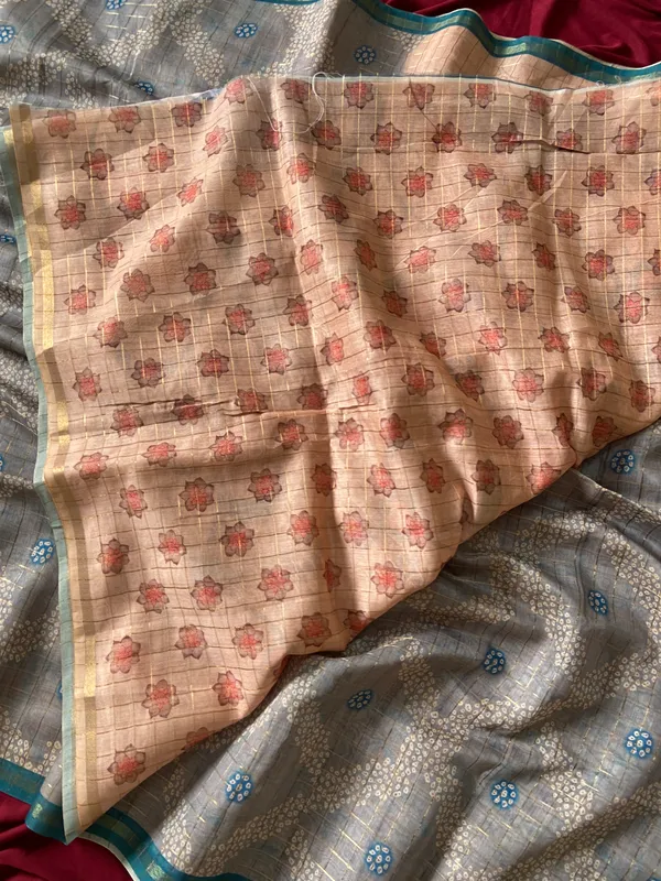 Soft_Tussar_Silk_sarees_with_Beautiful_Style_Of_Kalamkari_Digital_Print_With_Attractive_Border_And_Contrast_Print_Blouse_With_Tassels