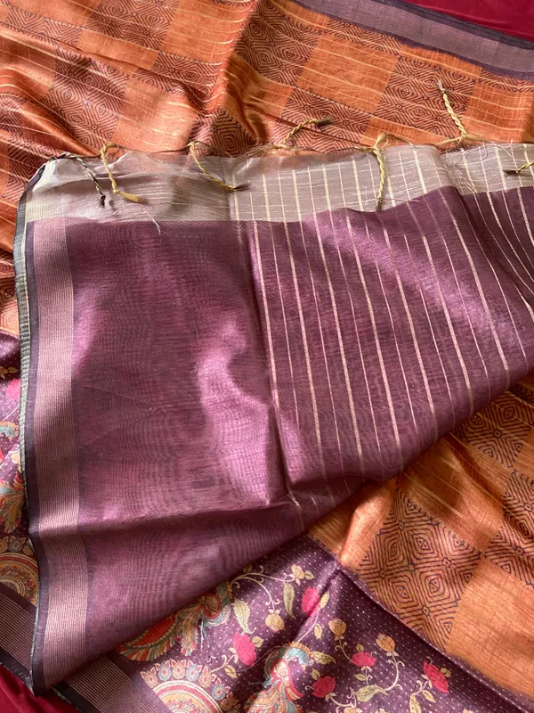 Soft_Semi_Tussar_Silk_sarees_with_Beautiful_Digital_Print_With_Attractive_Border_And_Contrast_Print_Blouse_With_Tassels