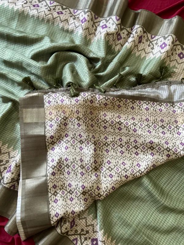 Soft_Tussar_Silk_sarees_with_Beautiful_Digital_Print_With_Attractive_Checks_Design_Saree_And_Digital_Print_Blouse_With_Tassels