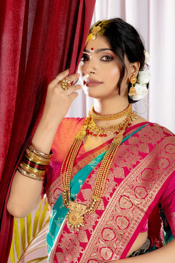 Banarasi_Pure_Satin_Silk_sarees_with_Beautiful_Peacock_in_Contrast_Pink-Rama_Shades_With_Attractive_Weaving_Gold_Zari_Design_And_Contrast_Blouse_With_Tassels