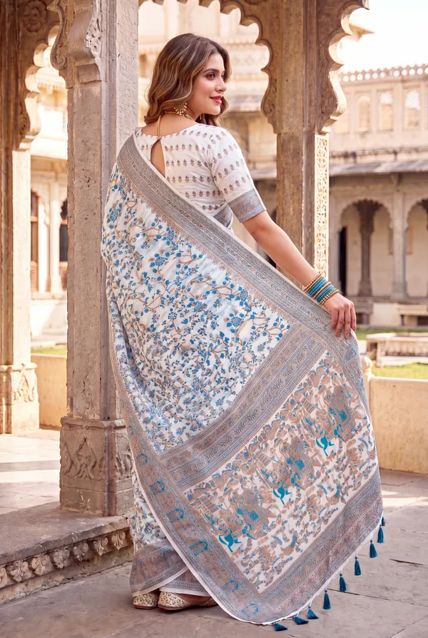 Soft_Jamdani_Cotton_Silk_Sarees_With_Beautiful_Resham_Weaving_With_Attractive_Resham_Woven_Design_Pallu_And_Running_Blouse_With_Tassels