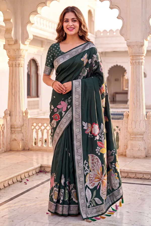 Soft_Silk_Sarees_With_Beautiful_Woven_Zari_Work_With_Attractive_Butterfly_Design_Saree_And_Running_Blouse_With_Tassels