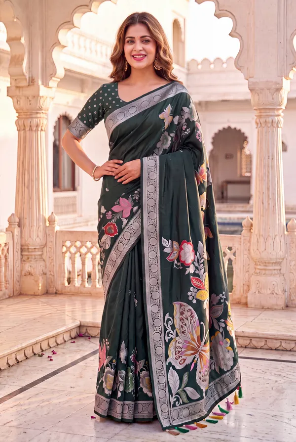 Soft_Silk_Sarees_With_Beautiful_Woven_Zari_Work_With_Attractive_Butterfly_Design_Saree_And_Running_Blouse_With_Tassels