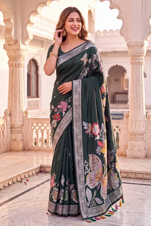 Soft_Silk_Sarees_With_Beautiful_Woven_Zari_Work_With_Attractive_Butterfly_Design_Saree_And_Running_Blouse_With_Tassels