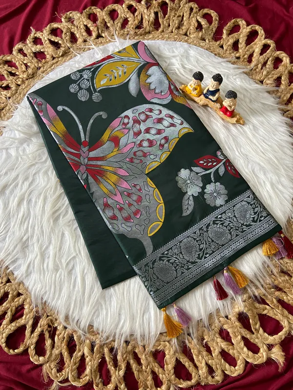 Soft_Silk_Sarees_With_Beautiful_Woven_Zari_Work_With_Attractive_Butterfly_Design_Saree_And_Running_Blouse_With_Tassels