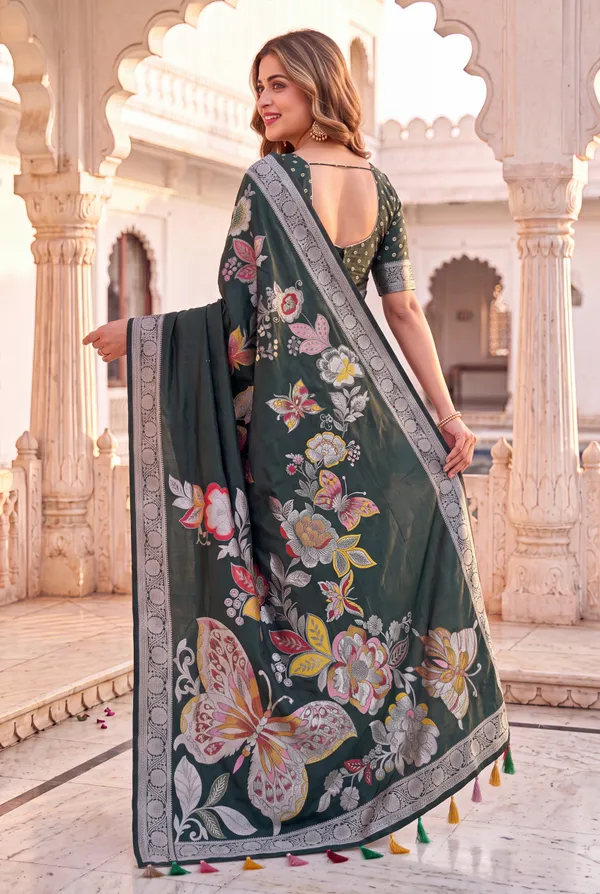 Soft_Silk_Sarees_With_Beautiful_Woven_Zari_Work_With_Attractive_Butterfly_Design_Saree_And_Running_Blouse_With_Tassels