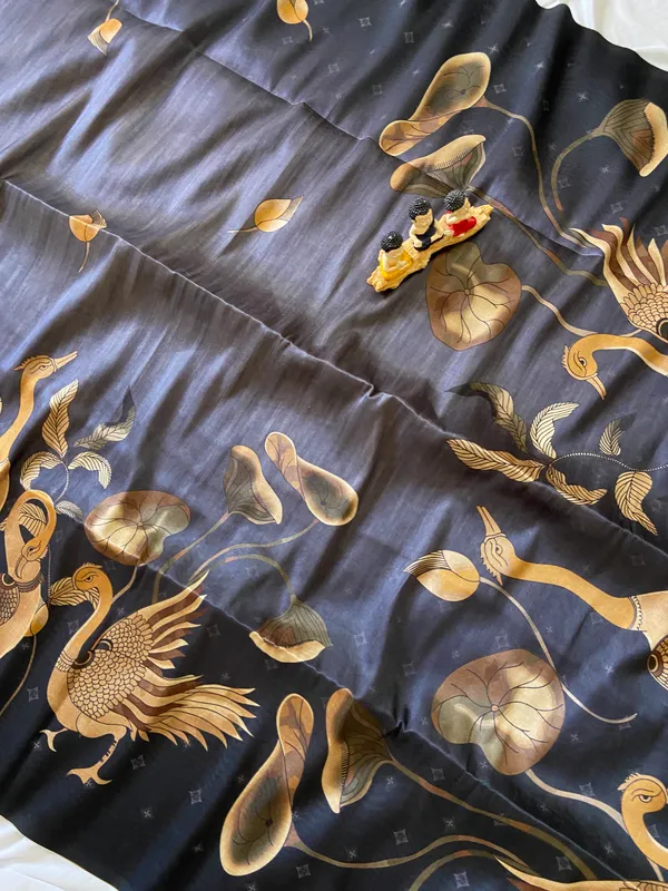 Soft_Tussar_Silk_Sarees_With_Beautiful_Digital_Print_With_Attractive_Jungle_Theme_Design_And_Digital_Print_Blouse_With_Tassels