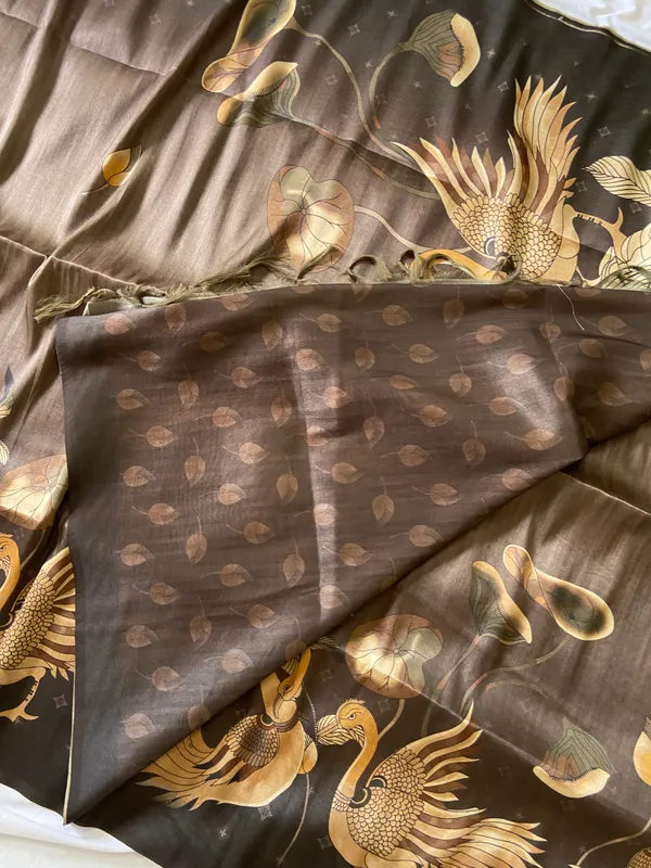 Soft_Tussar_Silk_Sarees_With_Beautiful_Digital_Print_With_Attractive_Jungle_Theme_Design_And_Digital_Print_Blouse_With_Tassels