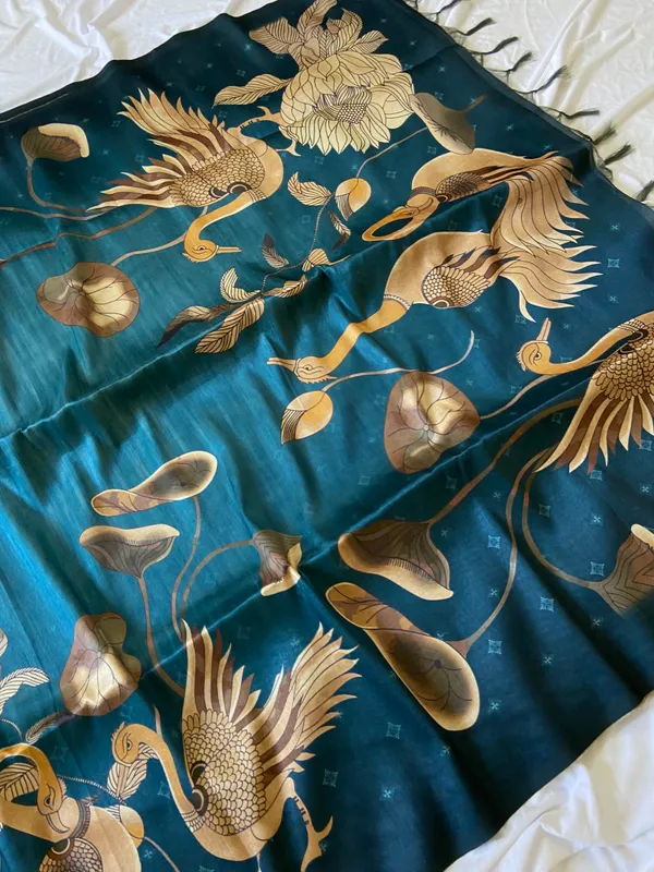 Soft_Tussar_Silk_Sarees_With_Beautiful_Digital_Print_With_Attractive_Jungle_Theme_Design_And_Digital_Print_Blouse_With_Tassels