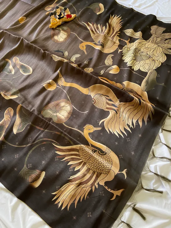 Soft_Tussar_Silk_Sarees_With_Beautiful_Digital_Print_With_Attractive_Jungle_Theme_Design_And_Digital_Print_Blouse_With_Tassels