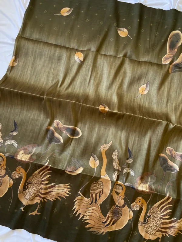 Soft_Tussar_Silk_Sarees_With_Beautiful_Digital_Print_With_Attractive_Jungle_Theme_Design_And_Digital_Print_Blouse_With_Tassels